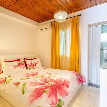 Villa Constantinos