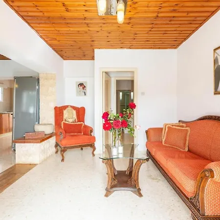 Villa Constantinos