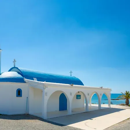 Constantinos Villa